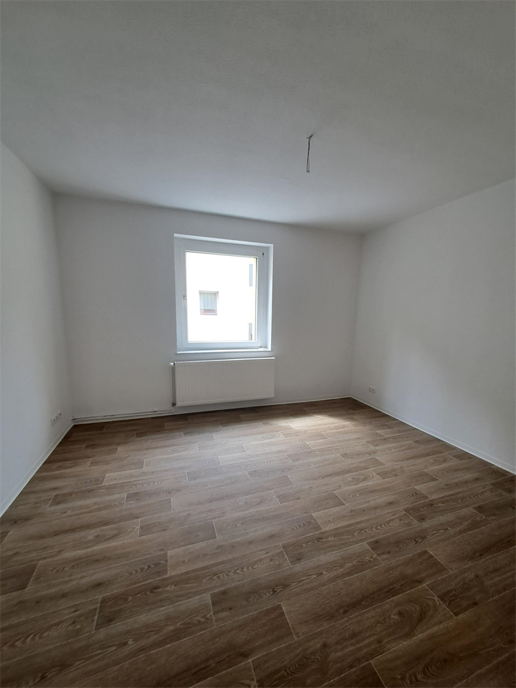 Erstbezug nach Sanierung - Schöne 3-Raum Wohnung in ruhiger Wohnlage! - Foto 5